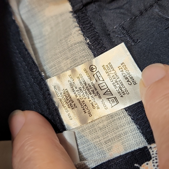 Loft shorts Size 8 - Picture 6 of 7